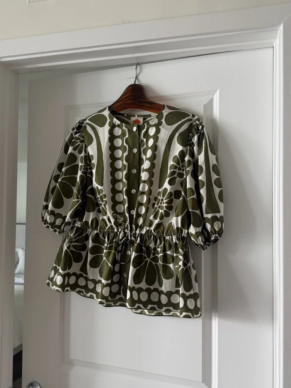 Farm Rio Green Palermo Drawstring Organic Cotton Blouse - Picture 6 of 7